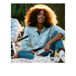 LeSportsac AEC Shoulder Bag 9 LeSportsac AEC Shoulder Bag